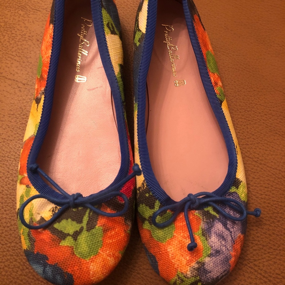 Like New! Girls Pretty Ballerinas Flats Size33/2US